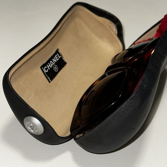 Vintage CHANEL Tortoise Cat Eye Sunglasses 01943 91235 - Picture 15 of 16